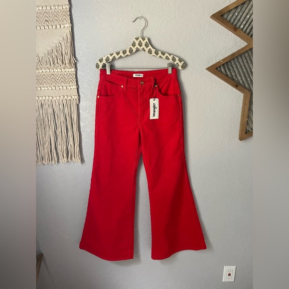 Free People x Wrangler Wanderer 622 High Rise Cord Flares - Picture 2 of 4